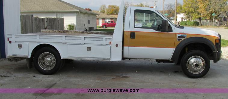 image for item F5362 2008 Ford F450 Super Duty XL flatbed truck