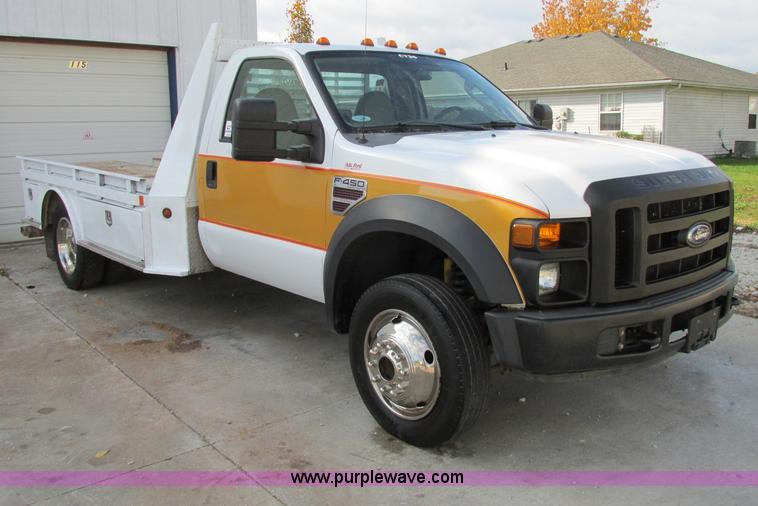 image for item F5362 2008 Ford F450 Super Duty XL flatbed truck