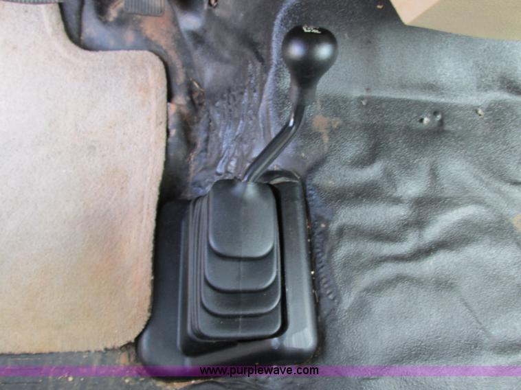 image for item F5362 2008 Ford F450 Super Duty XL flatbed truck