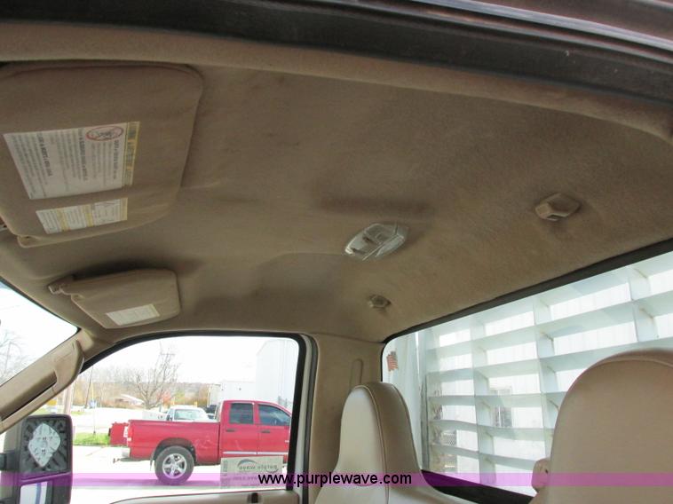 image for item F5362 2008 Ford F450 Super Duty XL flatbed truck