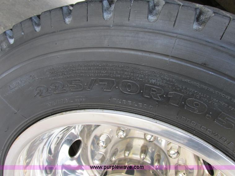 image for item F5362 2008 Ford F450 Super Duty XL flatbed truck