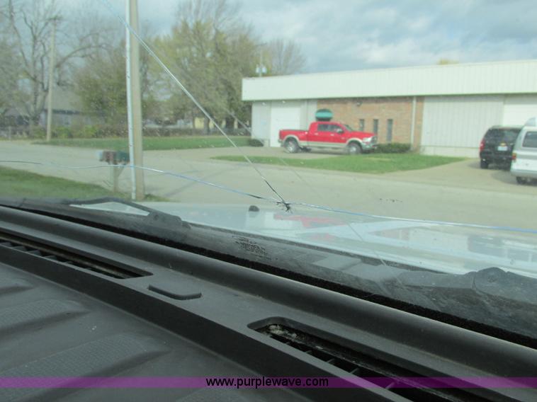 image for item F5362 2008 Ford F450 Super Duty XL flatbed truck