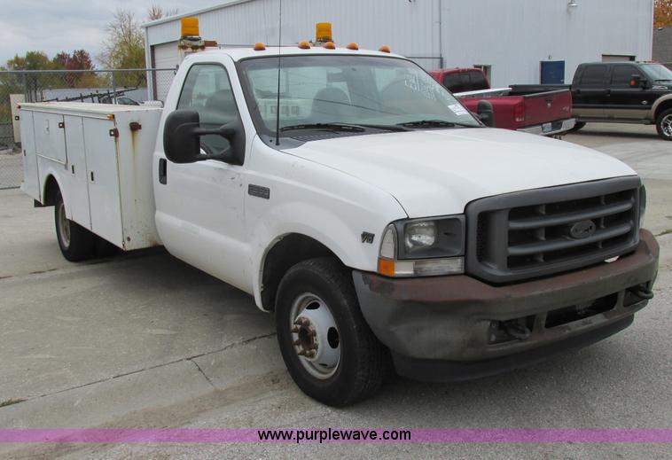 image for item F5363 2002 Ford F350 XL Super Duty utility truck