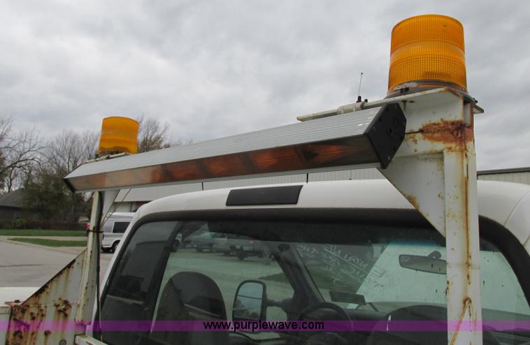 image for item F5363 2002 Ford F350 XL Super Duty utility truck