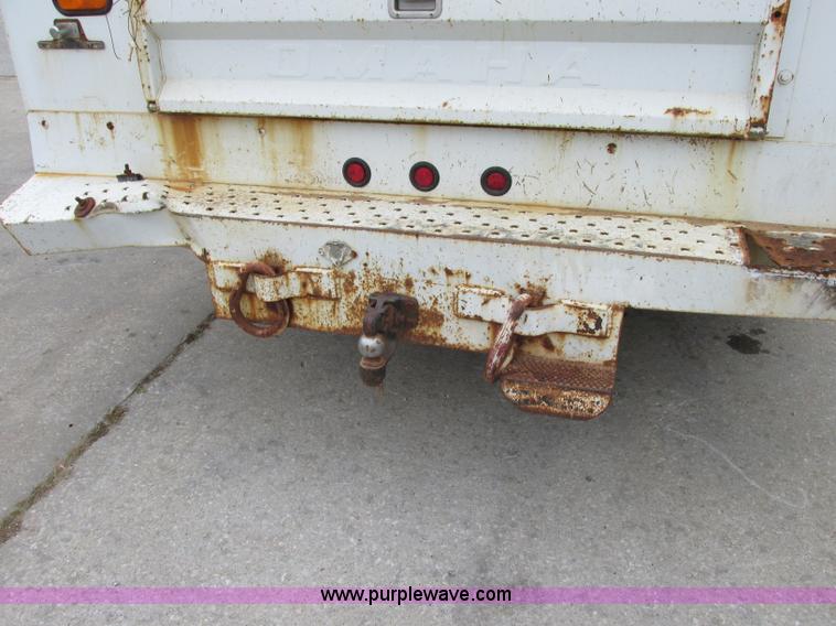 image for item F5363 2002 Ford F350 XL Super Duty utility truck