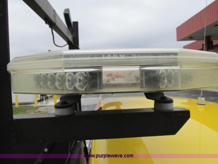 image for item F5370 2006 Chevrolet Silverado 2500HD service truck