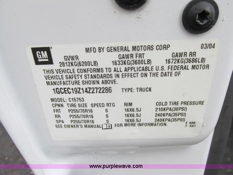 image for item F5371 2004 Chevrolet Silverado 1500 Ext. Cab pickup truck