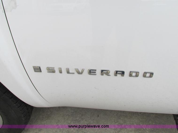 image for item F5372 2008 Chevrolet Silverado 1500 Ext. Cab pickup truck