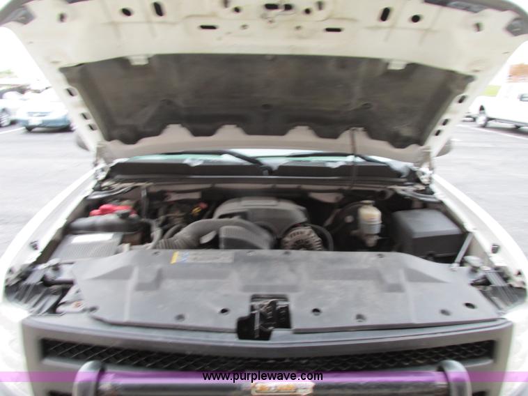 image for item F5372 2008 Chevrolet Silverado 1500 Ext. Cab pickup truck