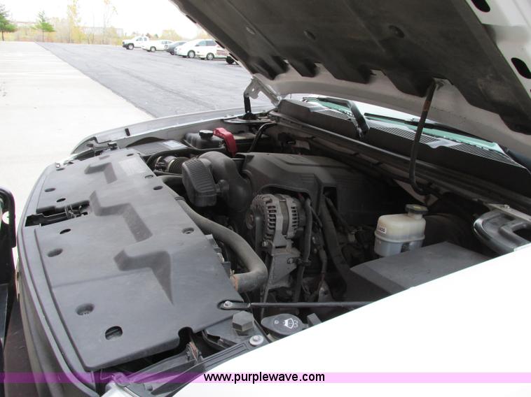 image for item F5372 2008 Chevrolet Silverado 1500 Ext. Cab pickup truck