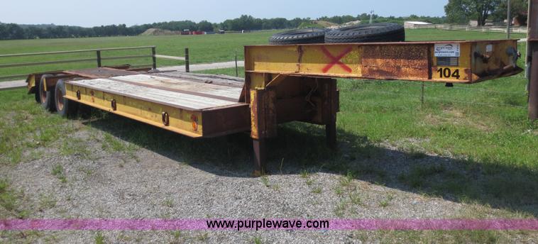 image for item F6655 1966 Load Craft 25 ton trailer