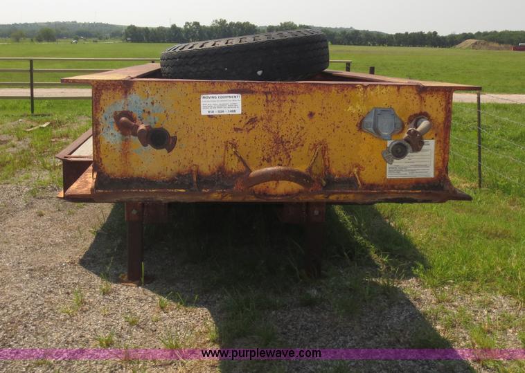image for item F6655 1966 Load Craft 25 ton trailer
