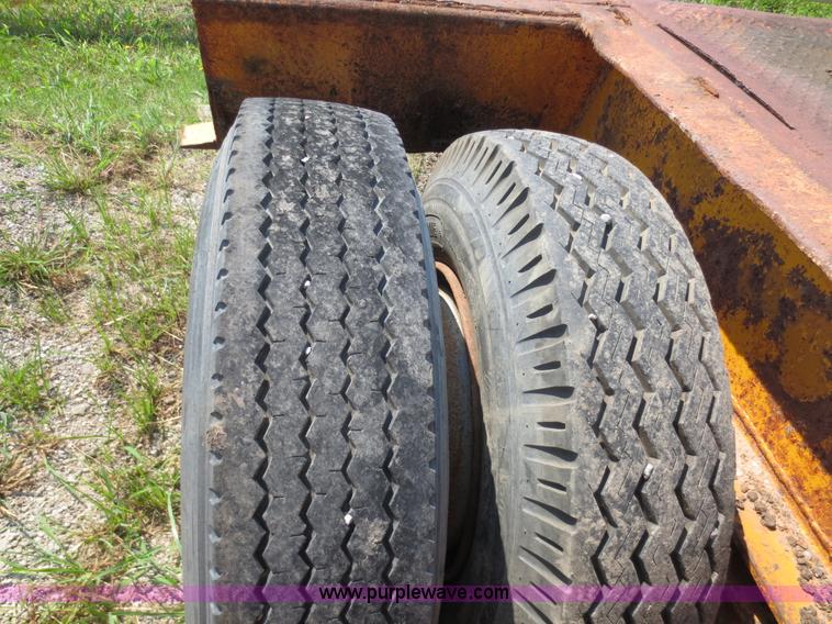 image for item F6655 1966 Load Craft 25 ton trailer