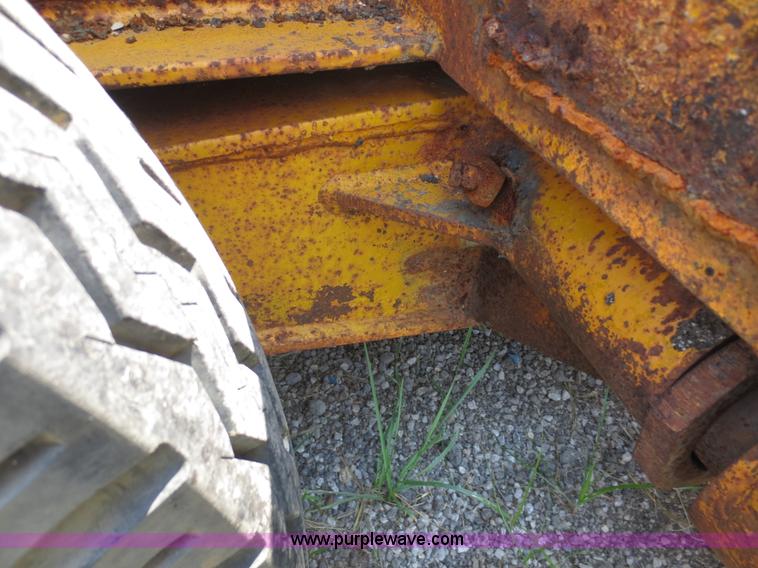 image for item F6655 1966 Load Craft 25 ton trailer