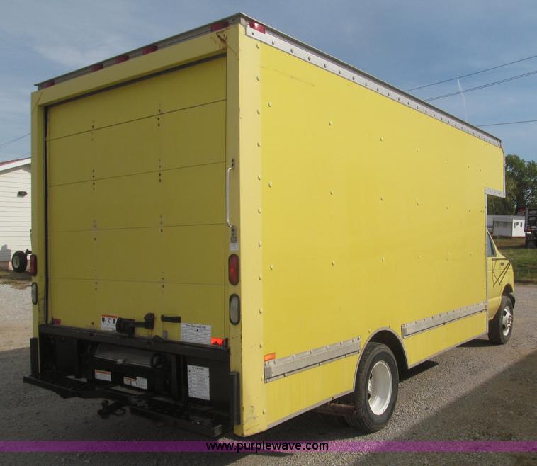 image for item F7148 1995 Ford Econoline E350 box truck