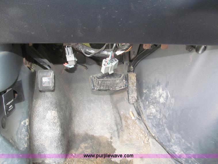 image for item F7148 1995 Ford Econoline E350 box truck