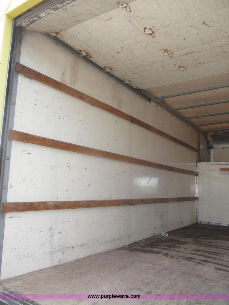 image for item F7148 1995 Ford Econoline E350 box truck