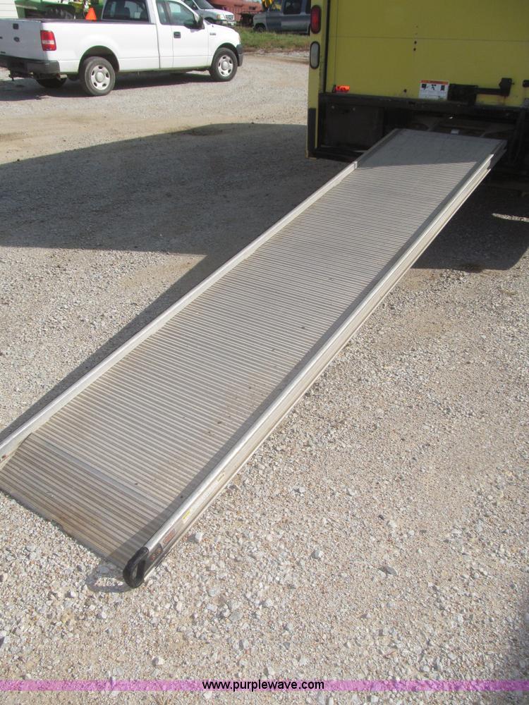 image for item F7148 1995 Ford Econoline E350 box truck