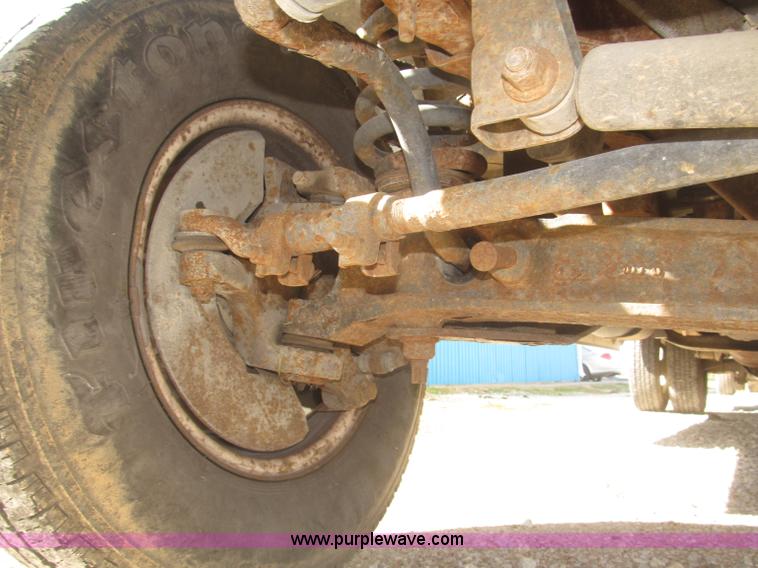 image for item F7148 1995 Ford Econoline E350 box truck