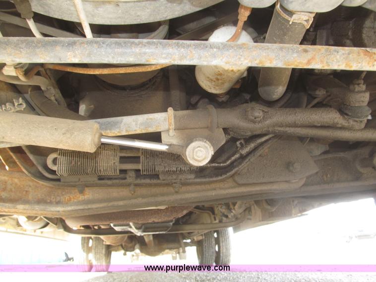 image for item F7148 1995 Ford Econoline E350 box truck