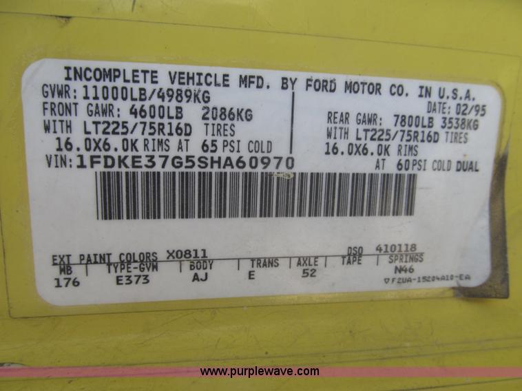 image for item F7148 1995 Ford Econoline E350 box truck