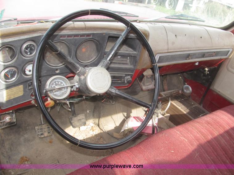 image for item F7152 1978 GMC 6500 septic tank truck