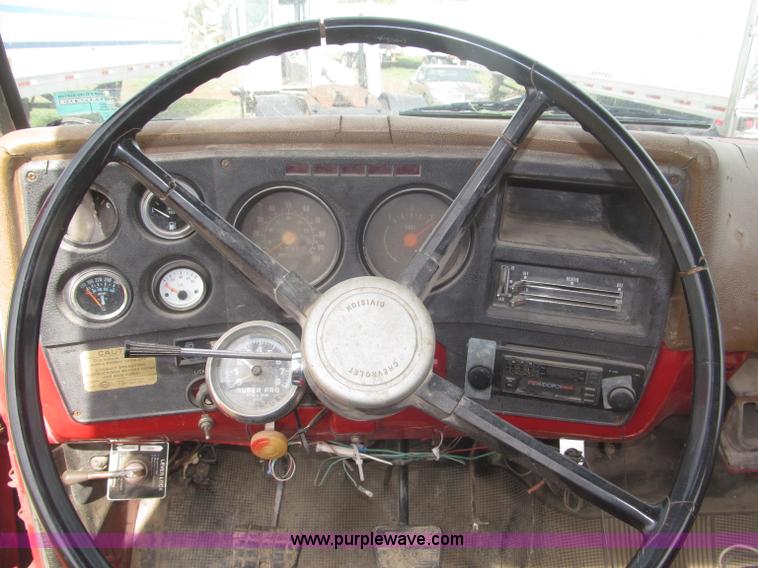 image for item F7152 1978 GMC 6500 septic tank truck