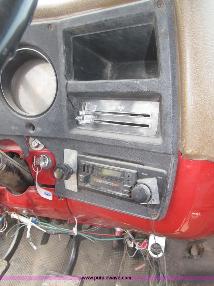 image for item F7152 1978 GMC 6500 septic tank truck