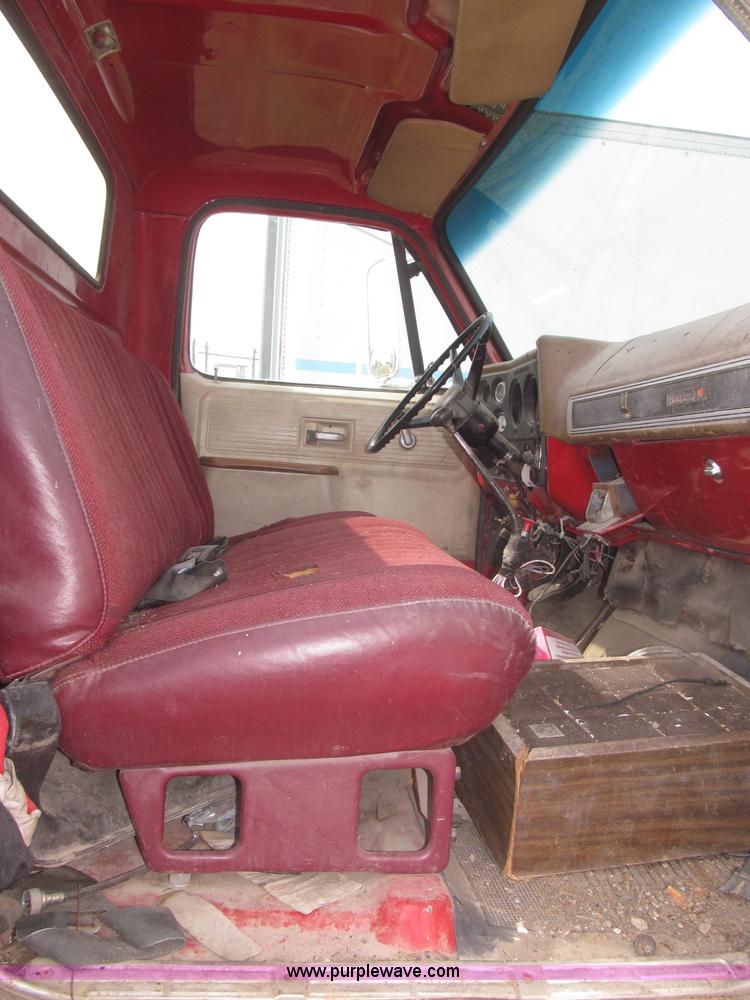 image for item F7152 1978 GMC 6500 septic tank truck