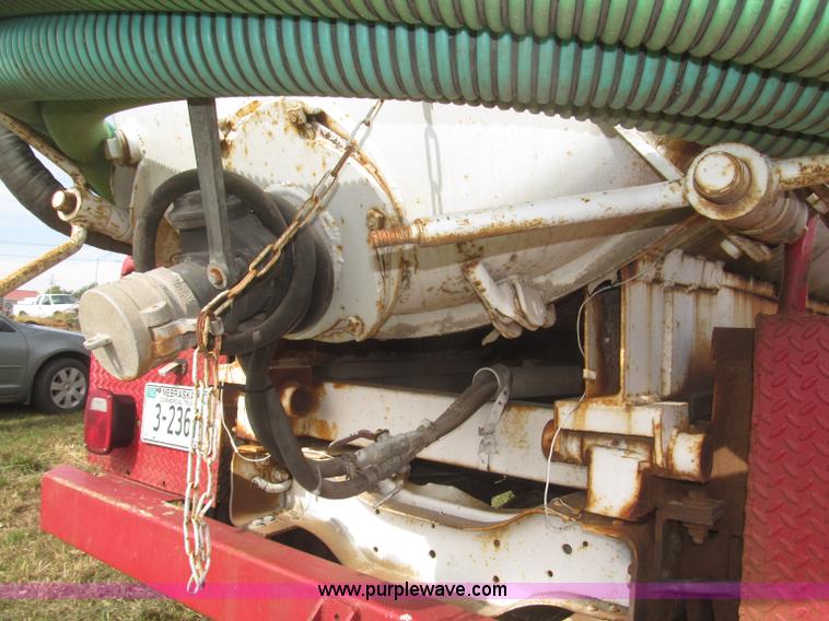 image for item F7152 1978 GMC 6500 septic tank truck