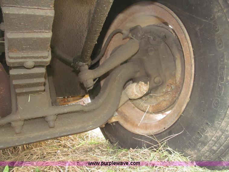 image for item F7152 1978 GMC 6500 septic tank truck