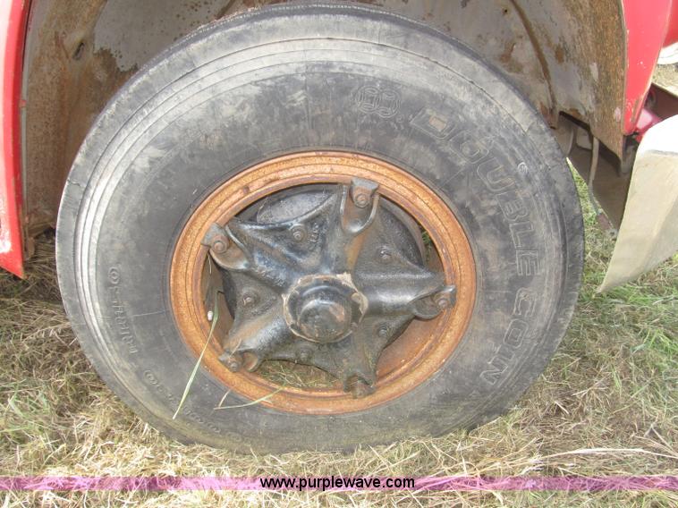 image for item F7152 1978 GMC 6500 septic tank truck