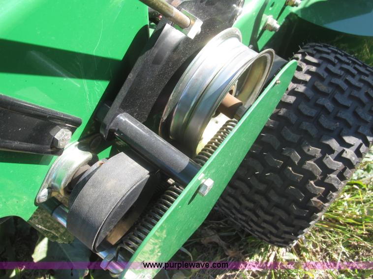 image for item F7155 2010 John Deere WG36A commercial lawn mower