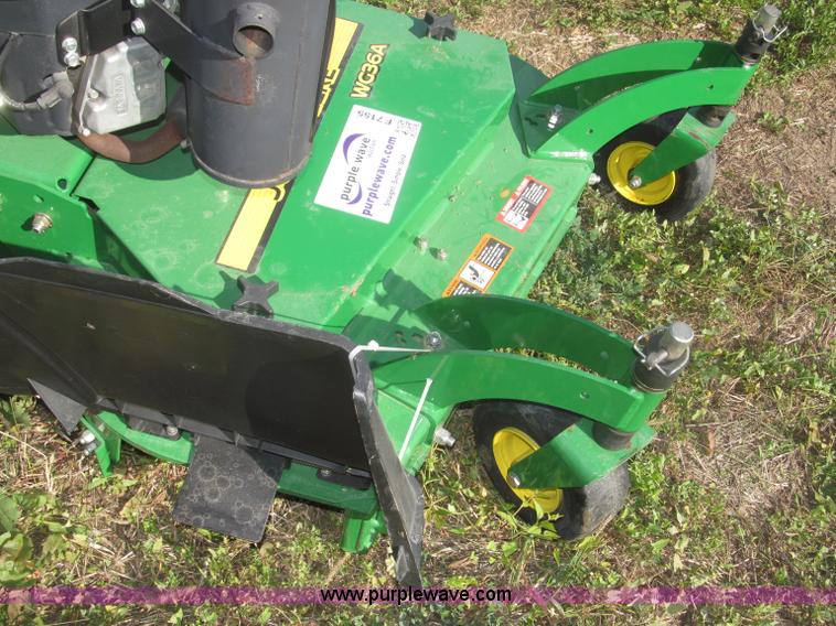 image for item F7155 2010 John Deere WG36A commercial lawn mower