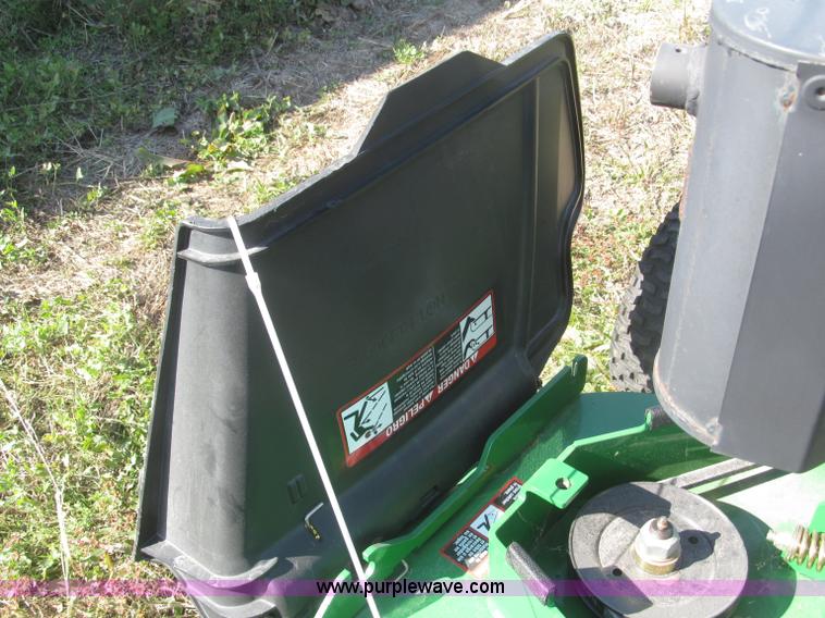 image for item F7155 2010 John Deere WG36A commercial lawn mower