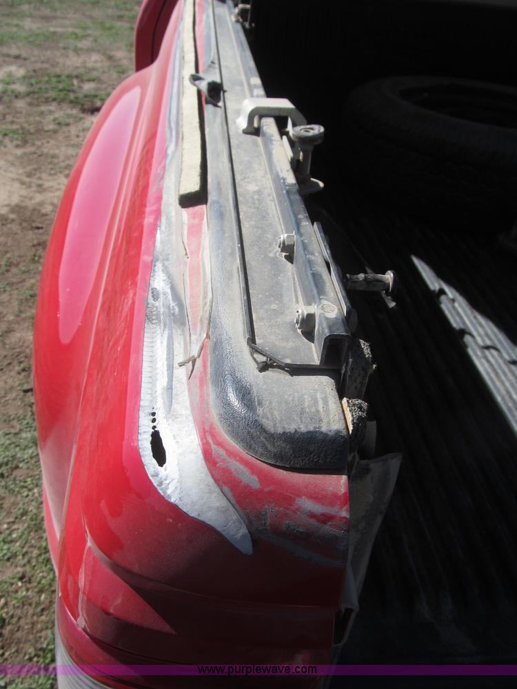 image for item F7165 2001 Ford Ranger XLT Flareside SuperCab pickup truck