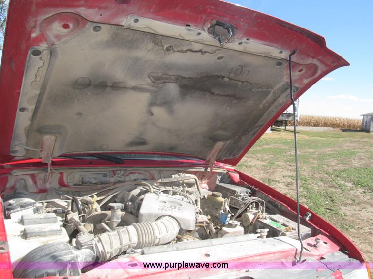 image for item F7165 2001 Ford Ranger XLT Flareside SuperCab pickup truck