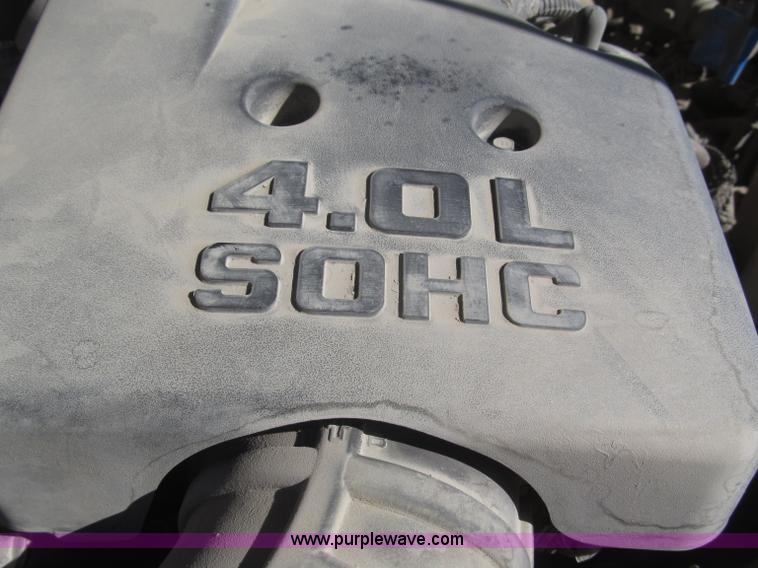 image for item F7165 2001 Ford Ranger XLT Flareside SuperCab pickup truck