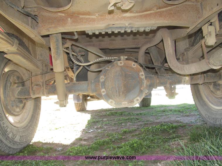 image for item F7165 2001 Ford Ranger XLT Flareside SuperCab pickup truck