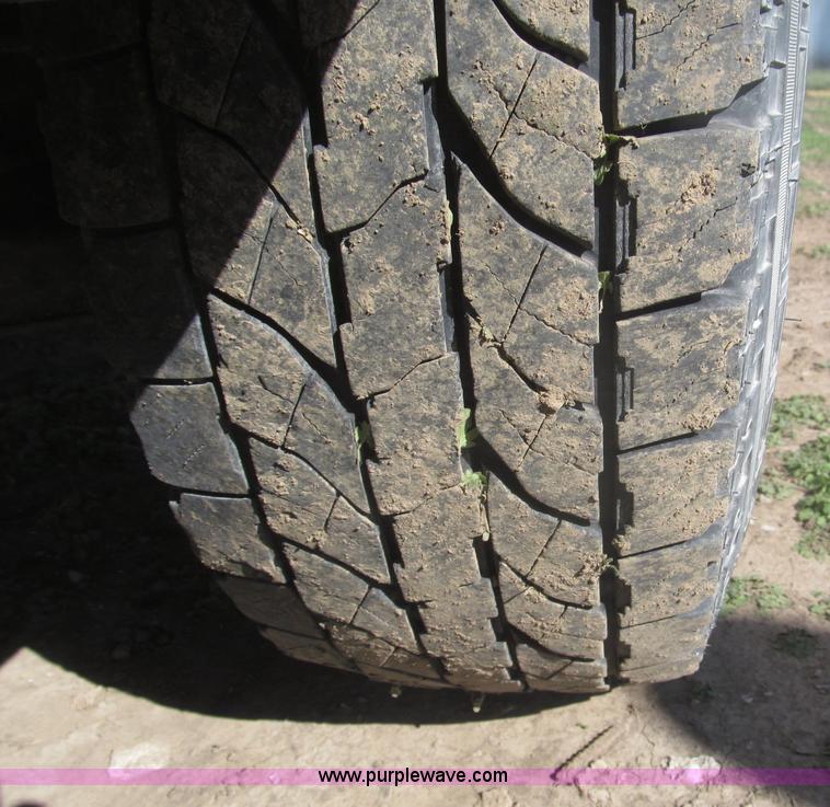 image for item F7165 2001 Ford Ranger XLT Flareside SuperCab pickup truck