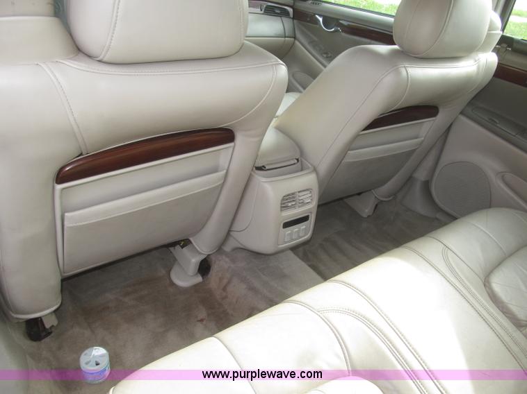 image for item F7184 2000 Cadillac DeVille DHS