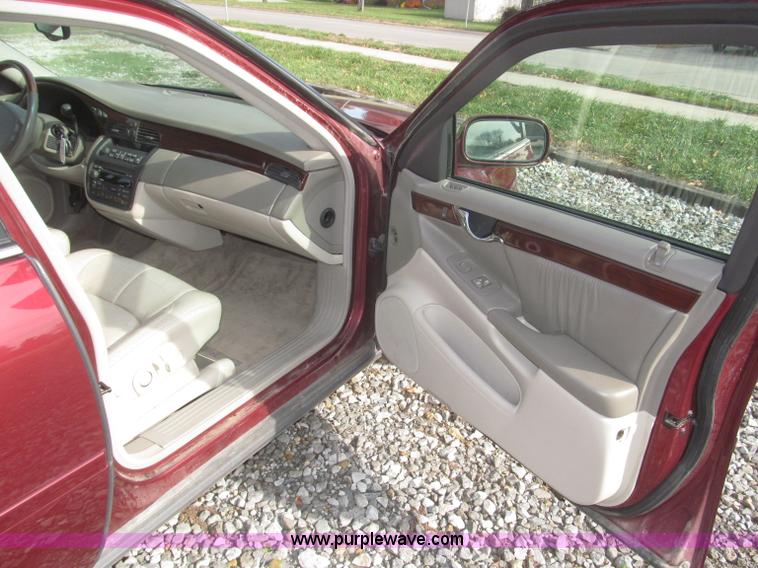 image for item F7184 2000 Cadillac DeVille DHS