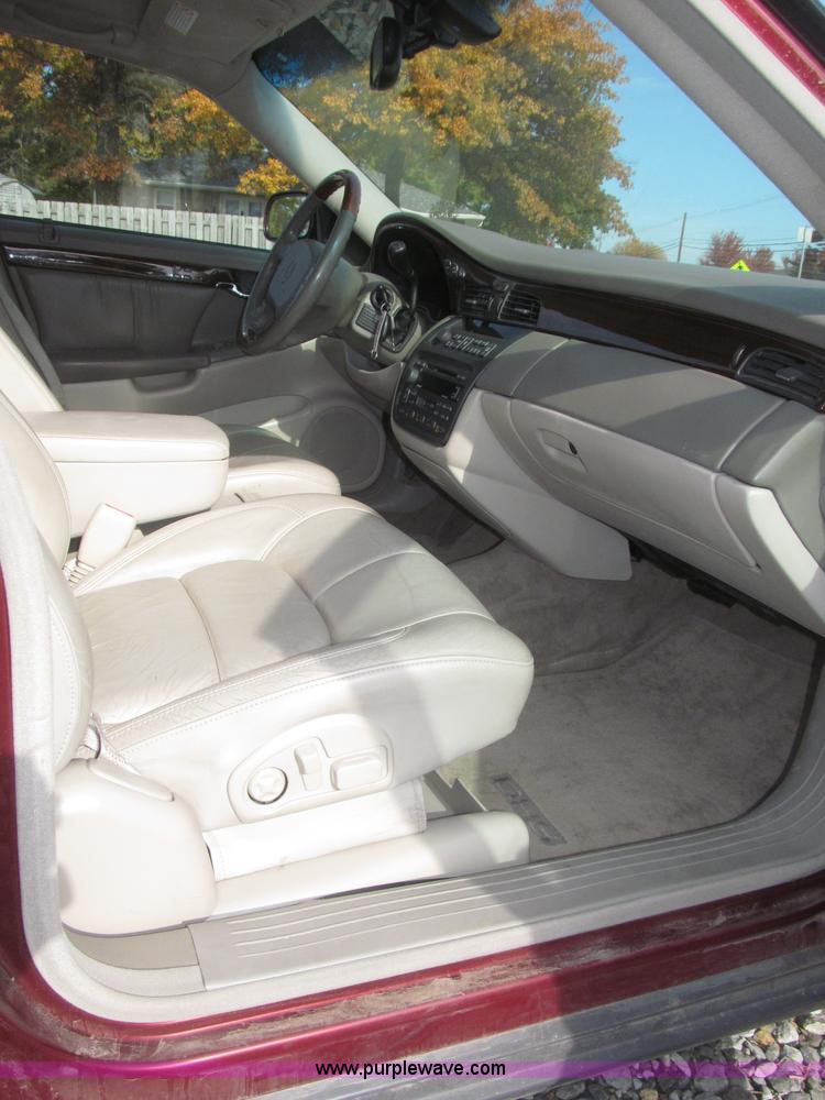 image for item F7184 2000 Cadillac DeVille DHS