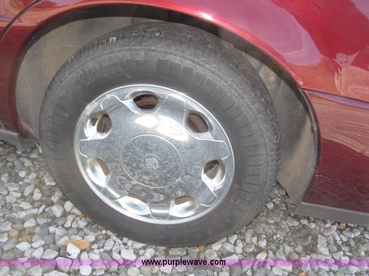 image for item F7184 2000 Cadillac DeVille DHS