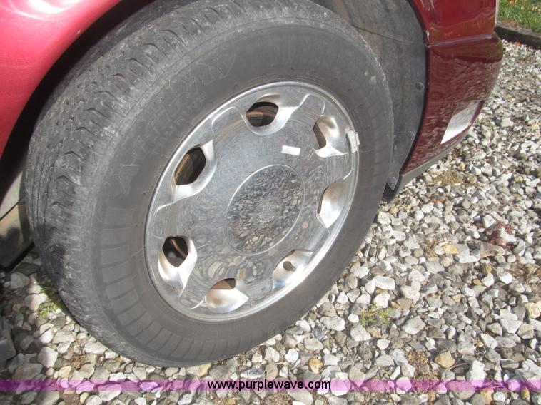 image for item F7184 2000 Cadillac DeVille DHS