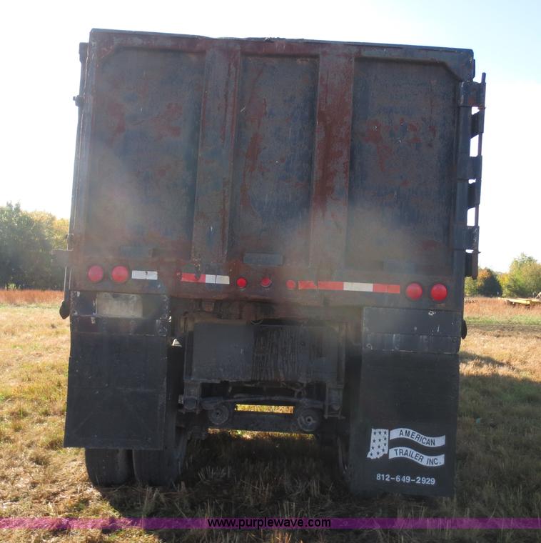 image for item F8014 1984 Hobbs 32' end dump trailer