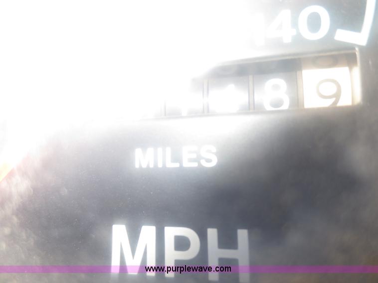 image for item F8015 1988 International S2500 off-road floater truck