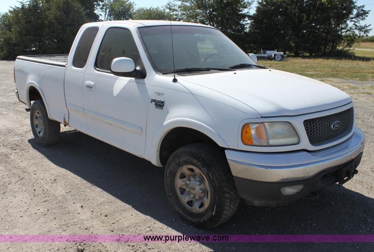 image for item G4158 2000 Ford F150 SuperCab pickup truck