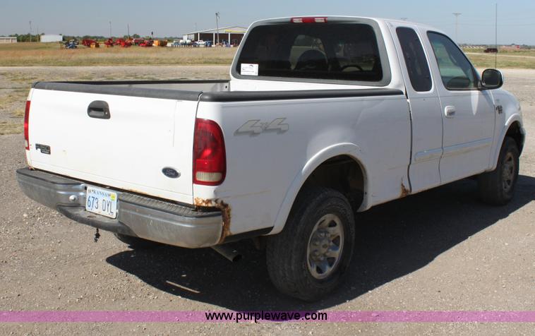 image for item G4158 2000 Ford F150 SuperCab pickup truck