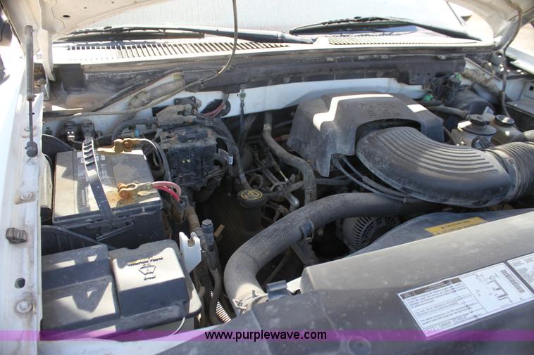 image for item G4158 2000 Ford F150 SuperCab pickup truck